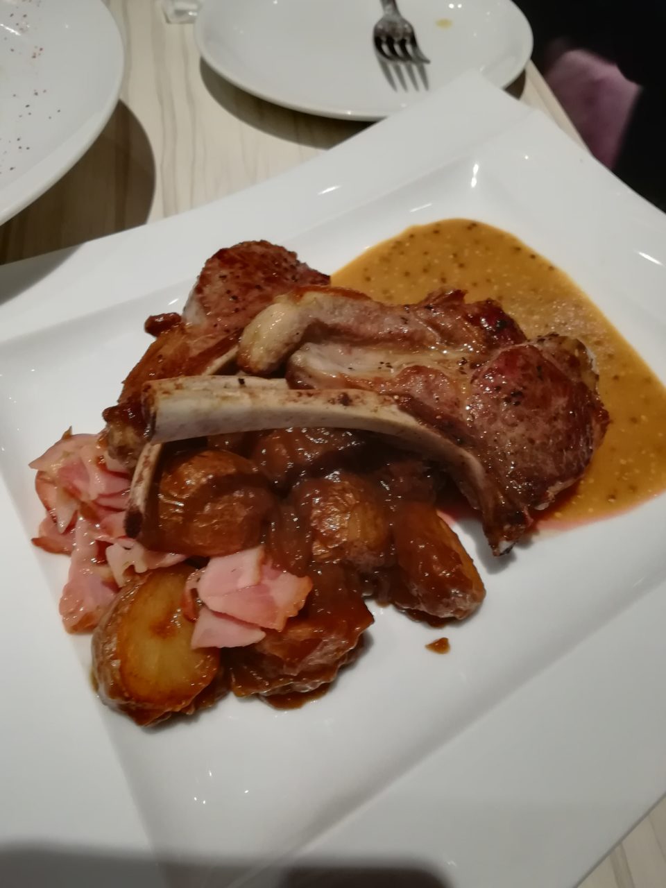 俺のフレンチ
横浜