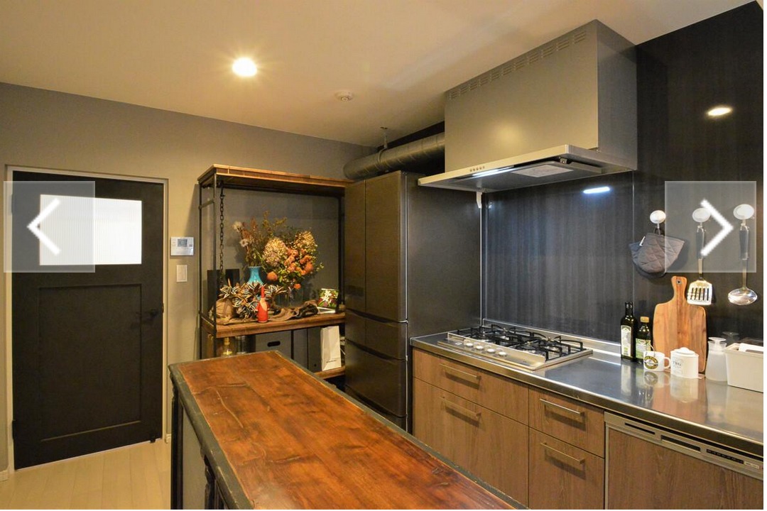 R不動産
参考物件
ベース白くアクセントでいい感じ