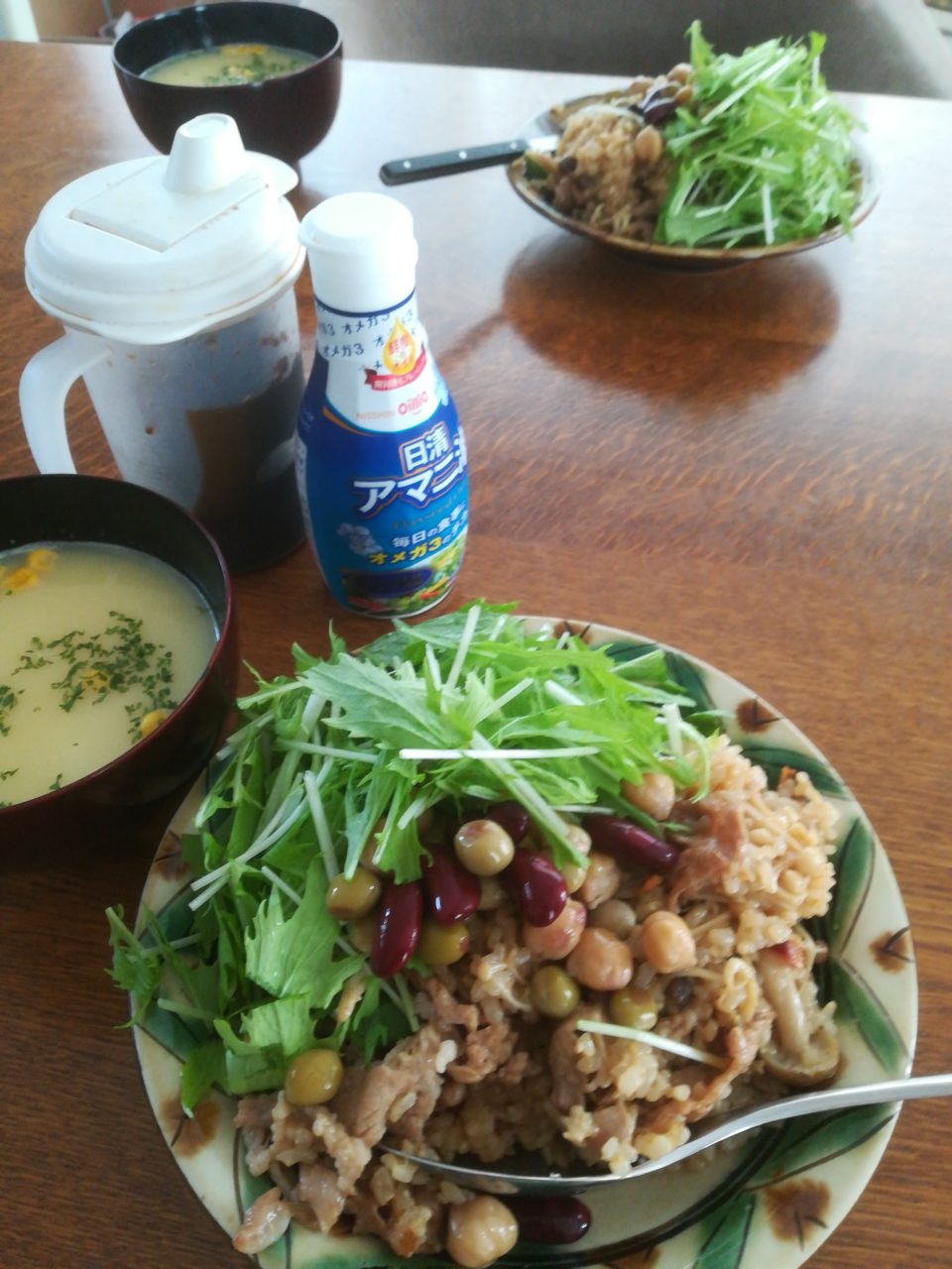 ざっくりヤキメシと
タイ村